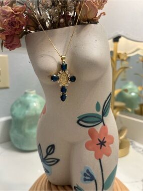 Source Unknown Gold Cross Pendant Necklace with Deep Blue Stones